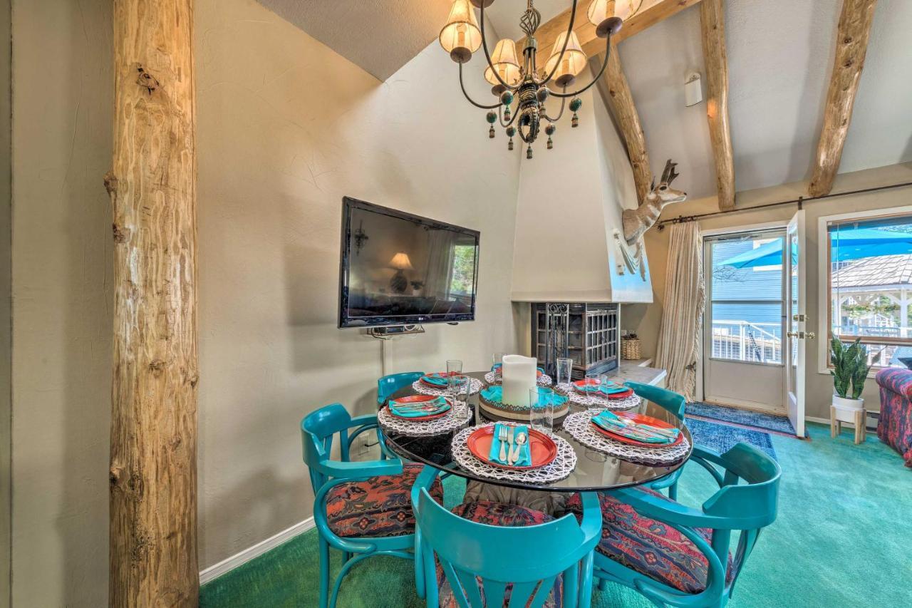 Eclectic Home With Deck 4 Miles To Ski Cloudcroft! ภายนอก รูปภาพ