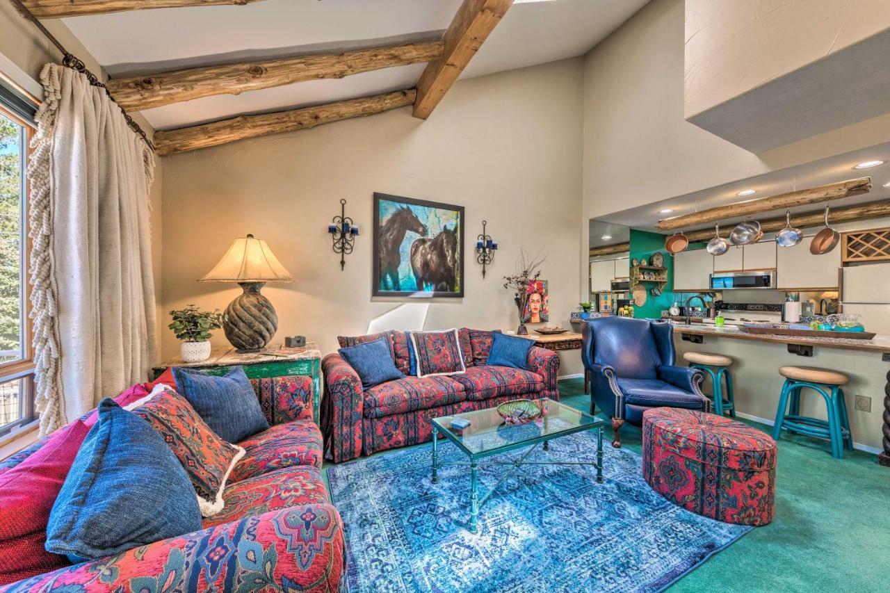 Eclectic Home With Deck 4 Miles To Ski Cloudcroft! ภายนอก รูปภาพ