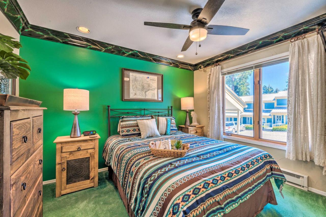 Eclectic Home With Deck 4 Miles To Ski Cloudcroft! ภายนอก รูปภาพ